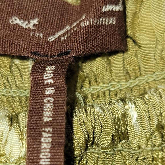 Pants - Picture 3 of 5